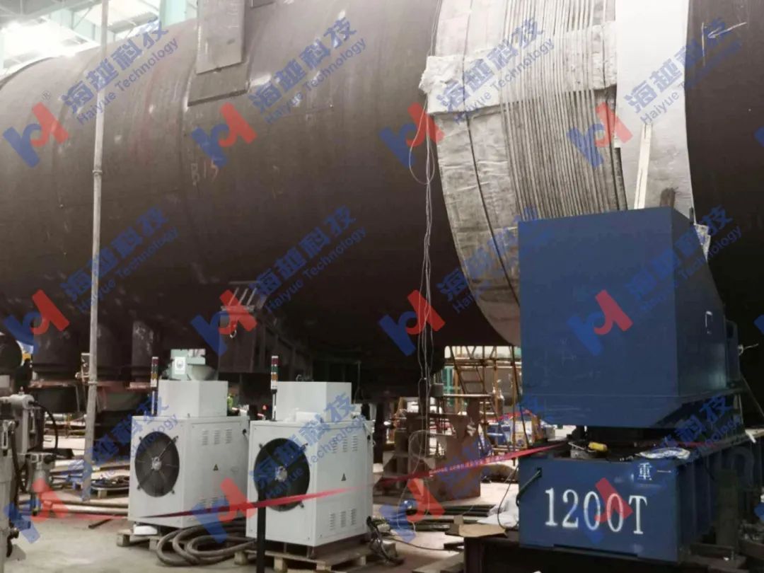 外徑5564mm，壁厚126+6（鈦復(fù)合板）mm，熱處理溫度560±10℃